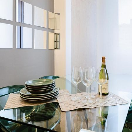 231 Suite Via Roma Кальяри Экстерьер фото