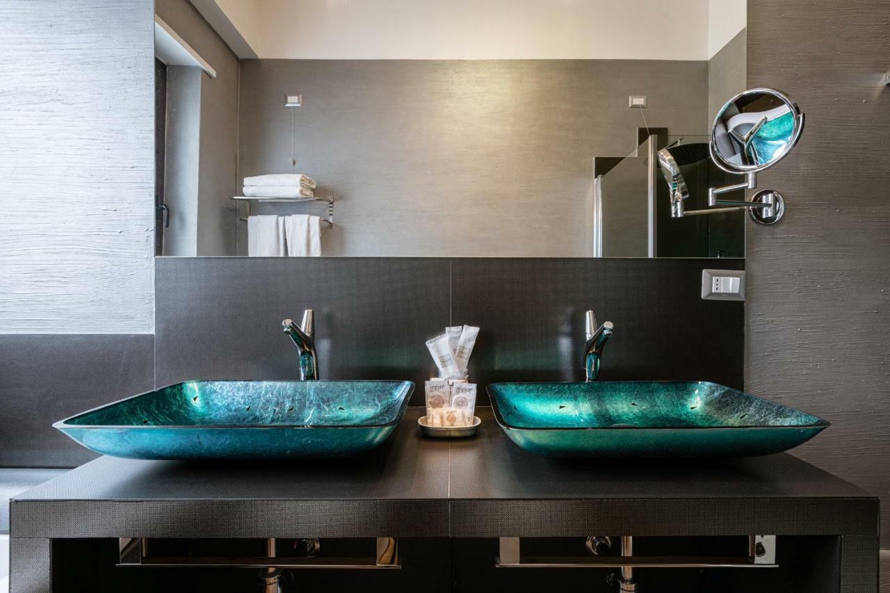 231 Suite Via Roma Кальяри Экстерьер фото